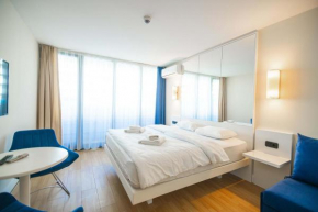 Studio with Balcony near the sea in Batumi - By Wehost
